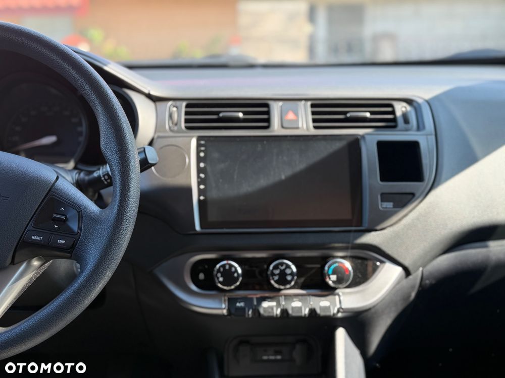 Kia Rio 1.2 Edition 7 - 19