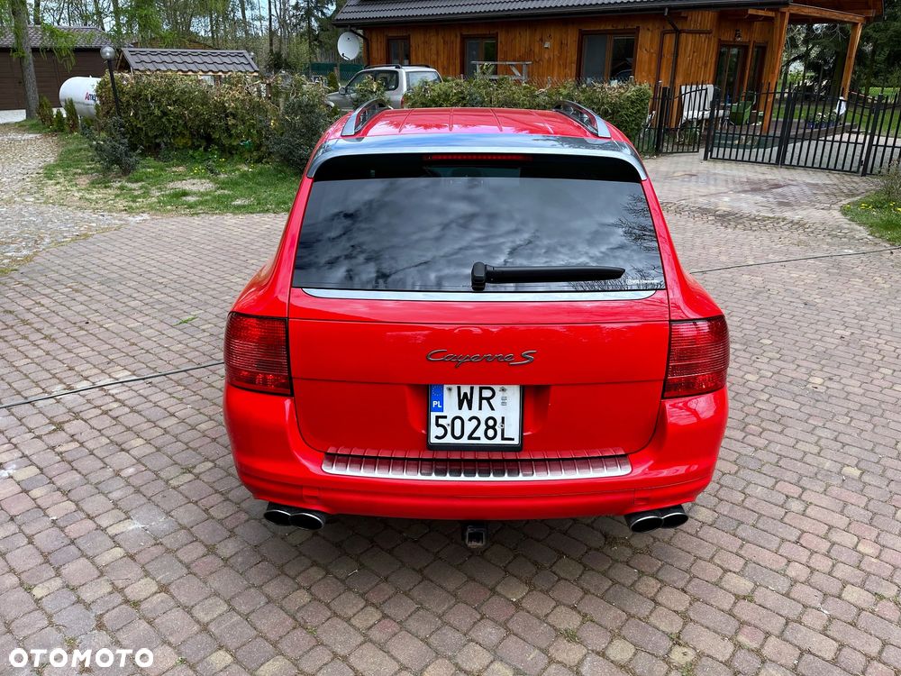 Porsche Cayenne - 10