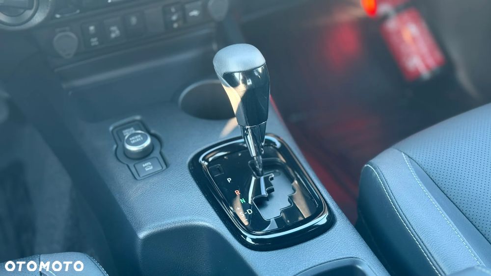 Toyota Hilux - 15