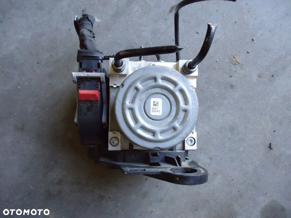 VW PASSAT B8 POMPA ABS 3Q0907379F 3Q0614517F - 1