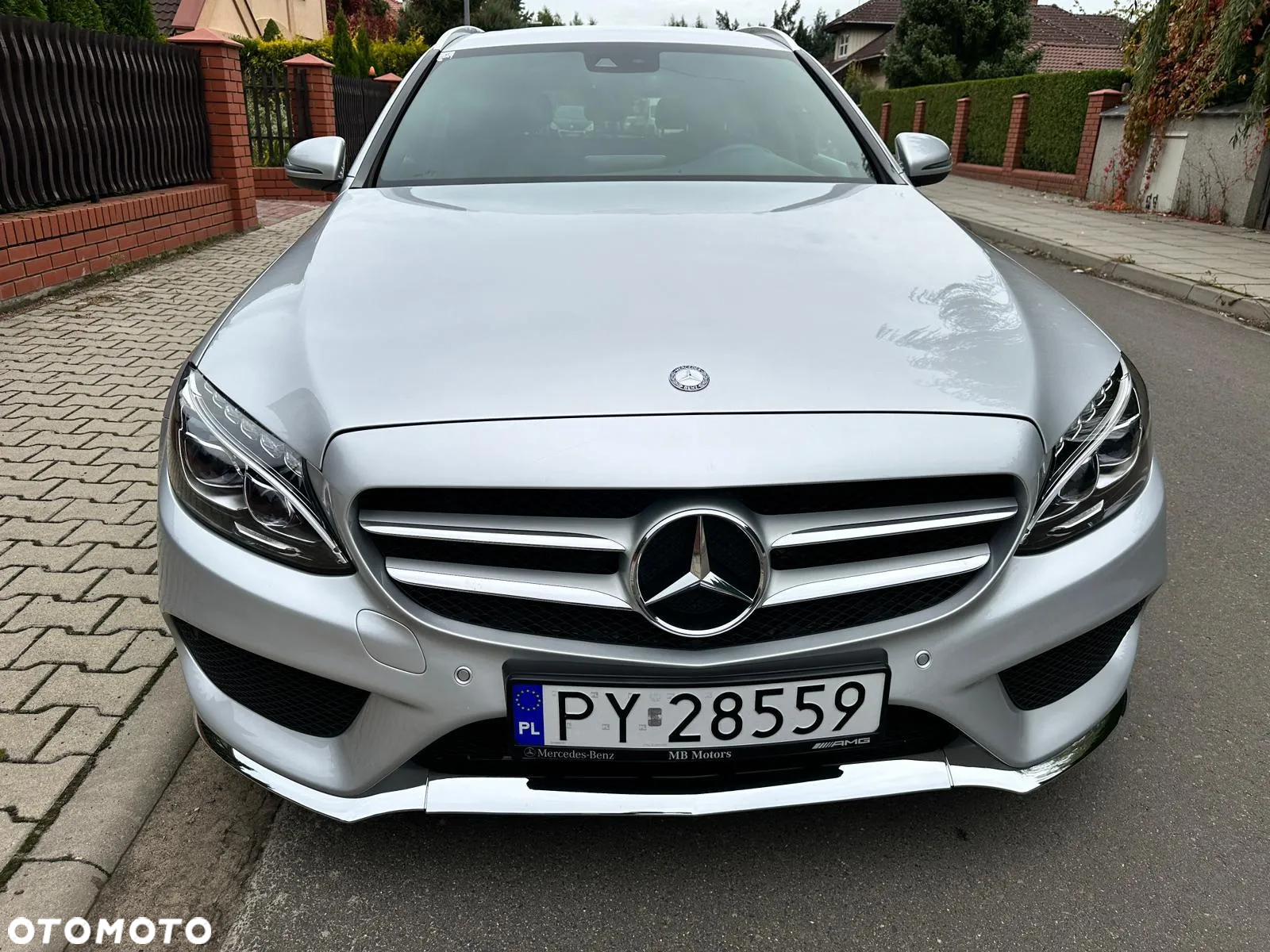 Mercedes-Benz Klasa C 220 d 4Matic T 9G-TRONIC AMG Line - 12