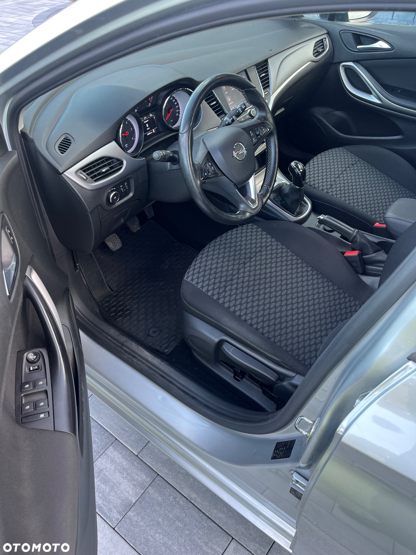 Opel Astra V 1.5 CDTI Edition S&S - 12