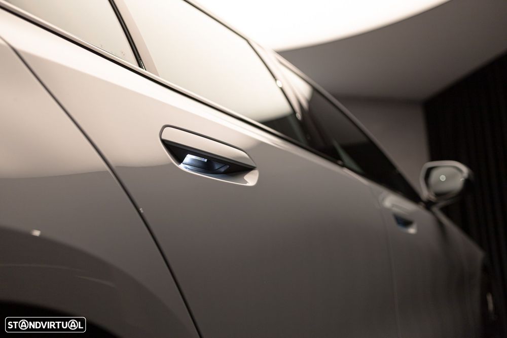 BMW 530 e Pack Desportivo M Pro - 49