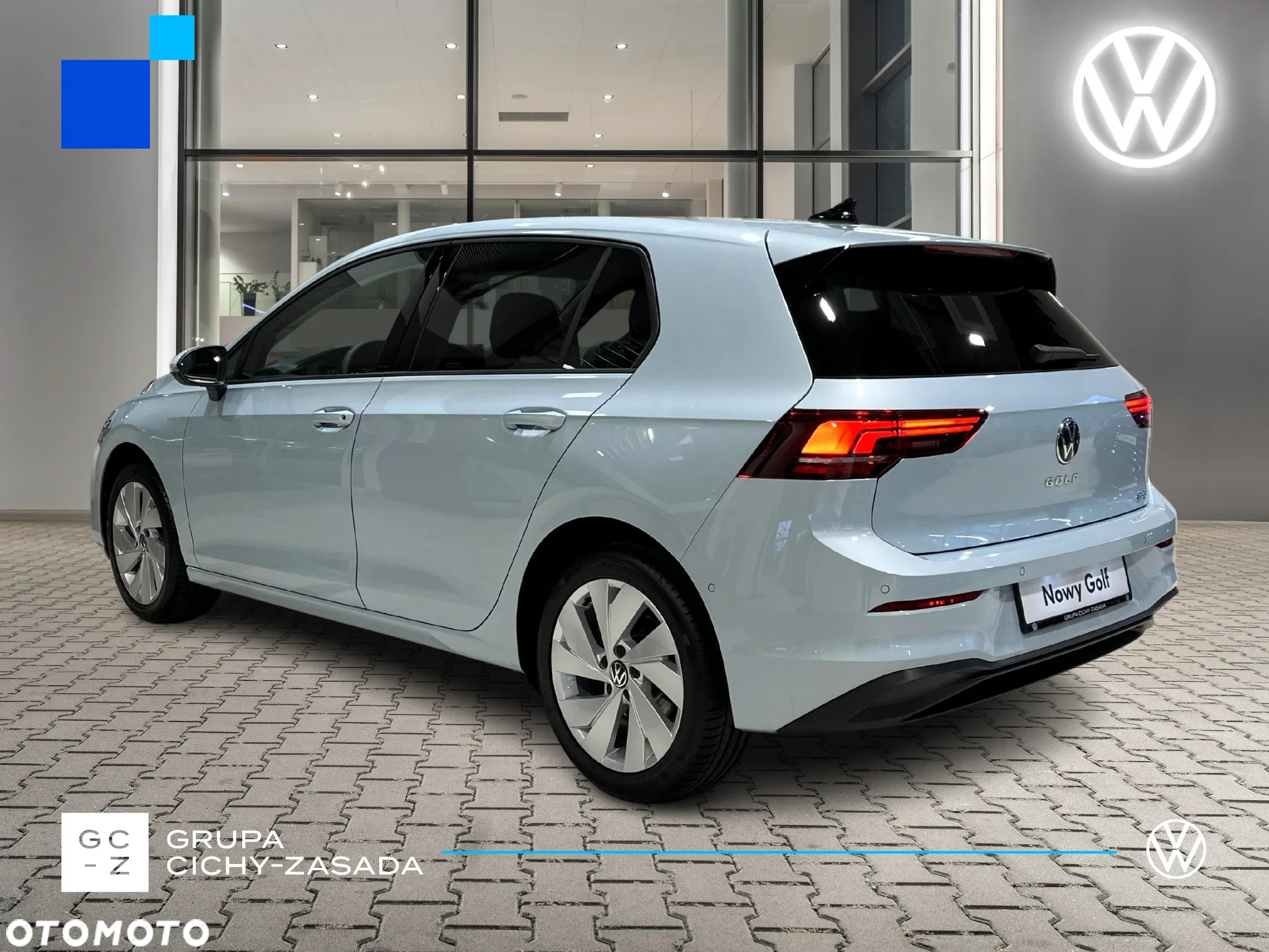 Volkswagen Golf VIII 1.5 eTSI mHEV Life Plus DSG - 3