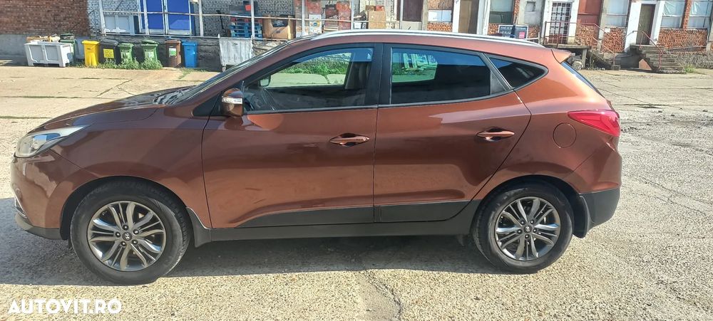 Hyundai ix35 2.0 CRDI 4WD Premium - 4