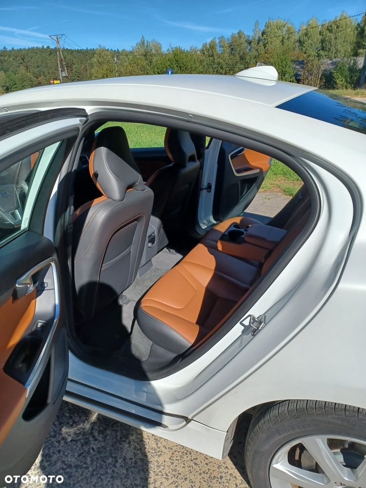 Volvo S60 - 15