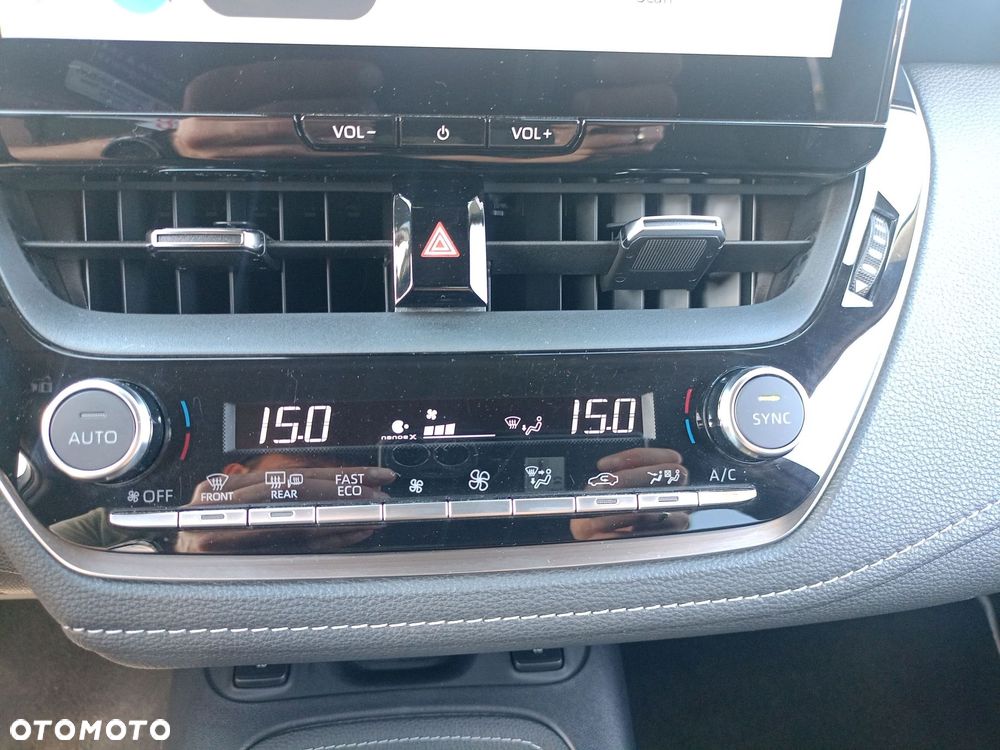Toyota Corolla 1.8 Hybrid Style - 19