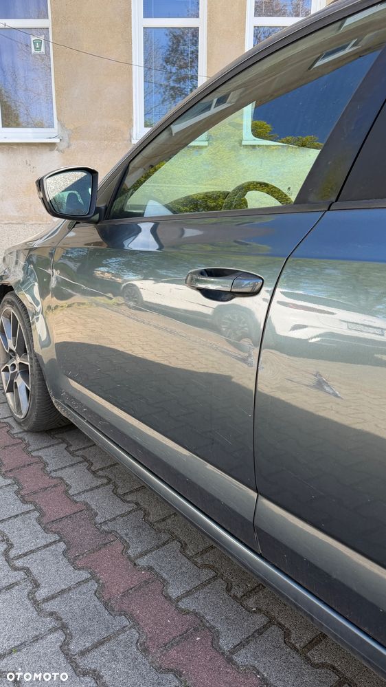 Skoda Octavia 2.0 TDI RS DSG - 3