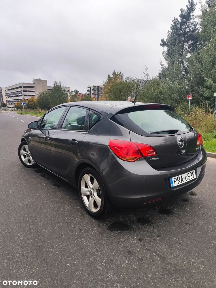 Opel Astra III 1.7 CDTI - 4