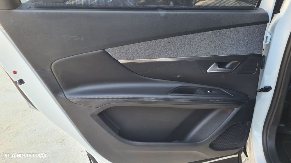 Peugeot 5008 1.6 BlueHDi Allure EAT6 - 35