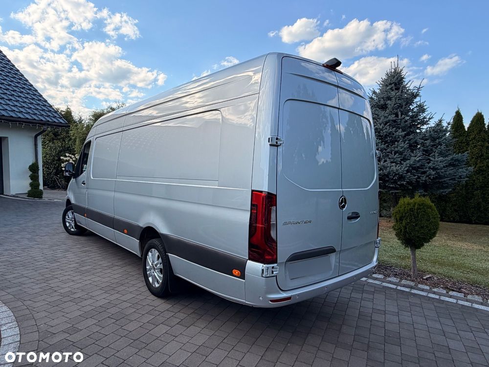 Mercedes-Benz Sprinter - 8