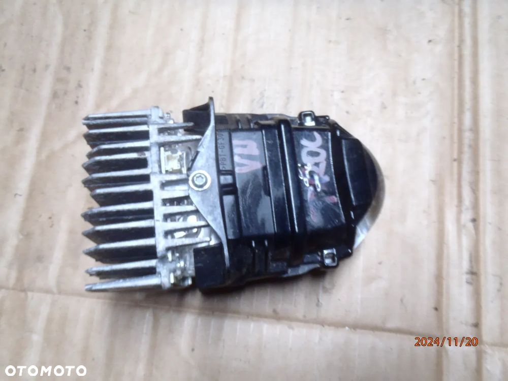 LAMPA XENON LED JEŻ  soczewka  odbłyśnik ORG MODUŁ PRZETWORNICA LED LAMPY SOCZEWKA JEŻ VW TIUGUAN POLO ARTEON VW T-ROC 3G8 90120589 90134505 skoda Karoq AUDI - 9
