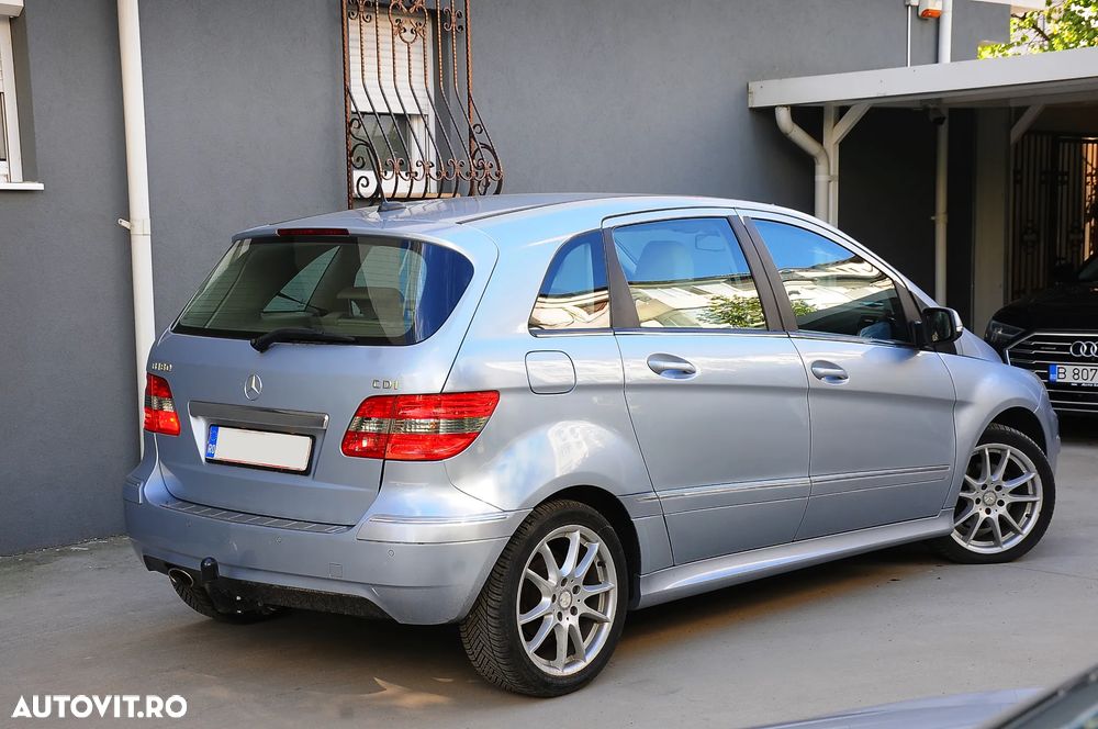 Mercedes-Benz B - 3