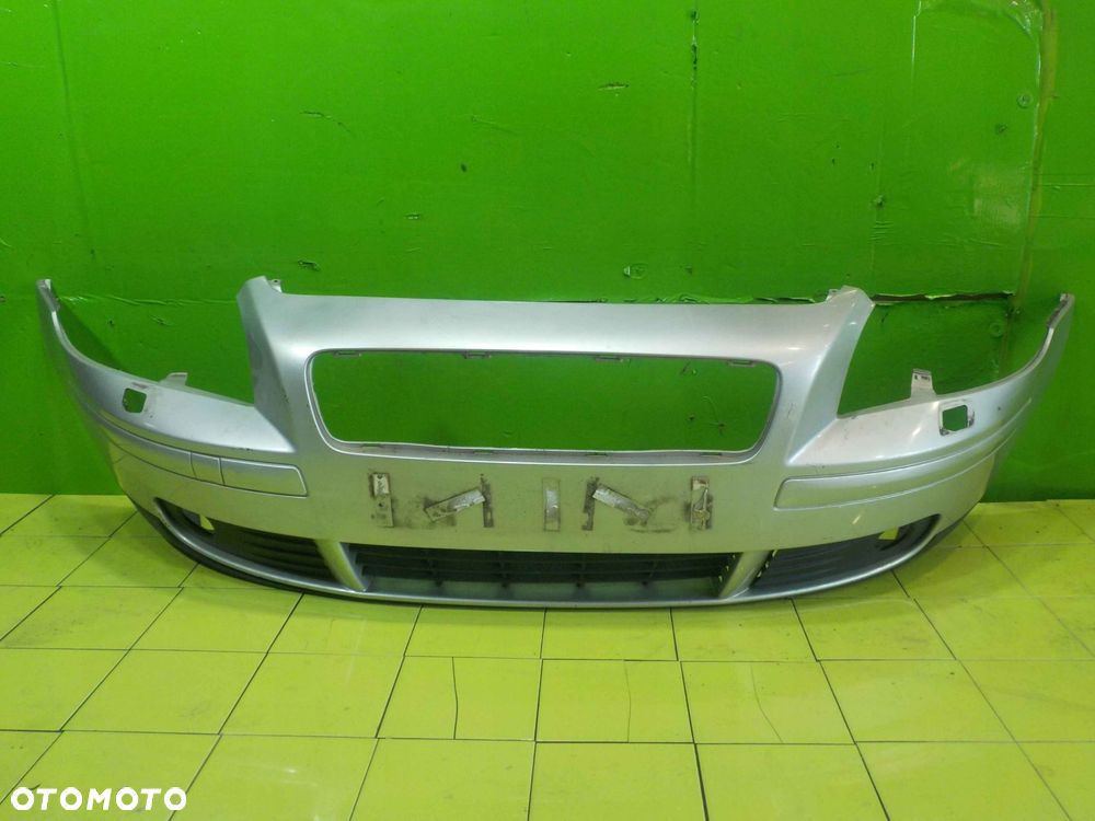 VOLVO S40 II 06r zderzak przod - 11