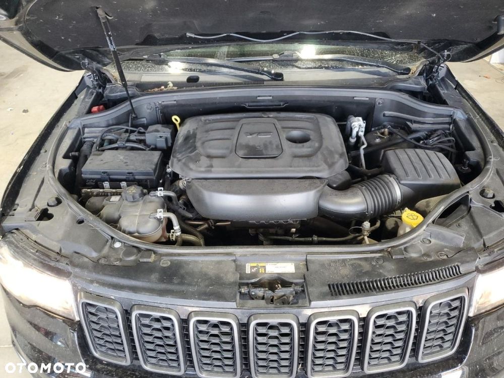 Jeep Grand Cherokee - 8