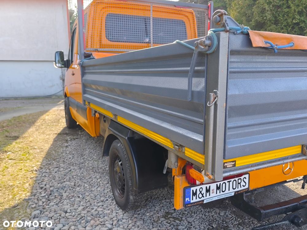 Mercedes-Benz Sprinter - 14