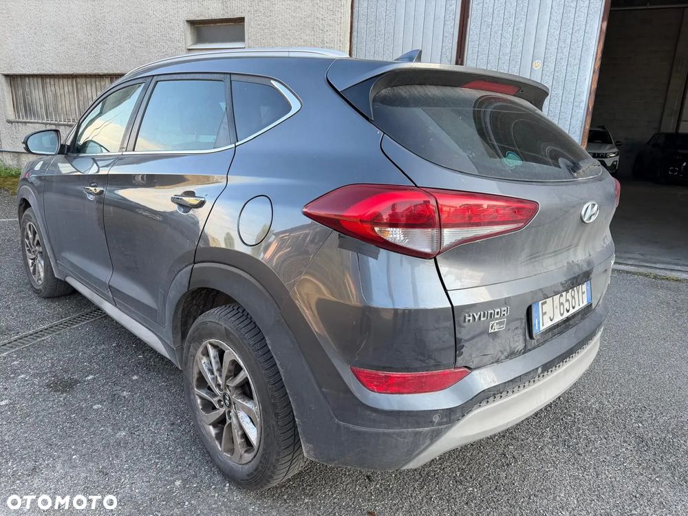 Hyundai Tucson 2.0 CRDI 4WD Style - 10
