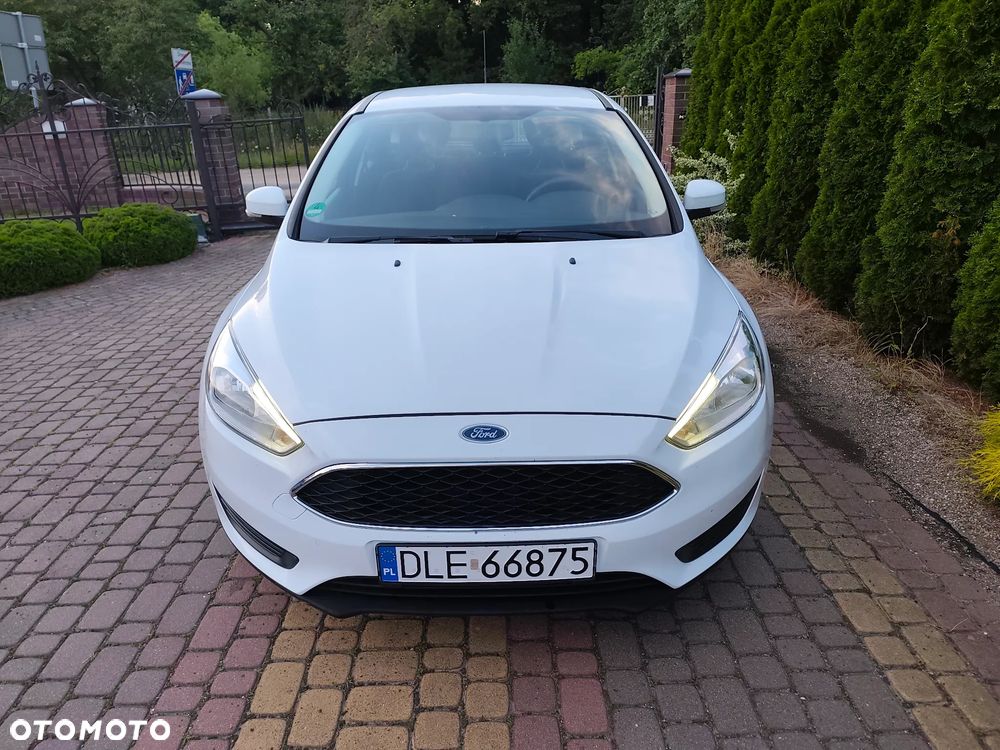 Ford Focus 1.0 EcoBoost Trend - 8