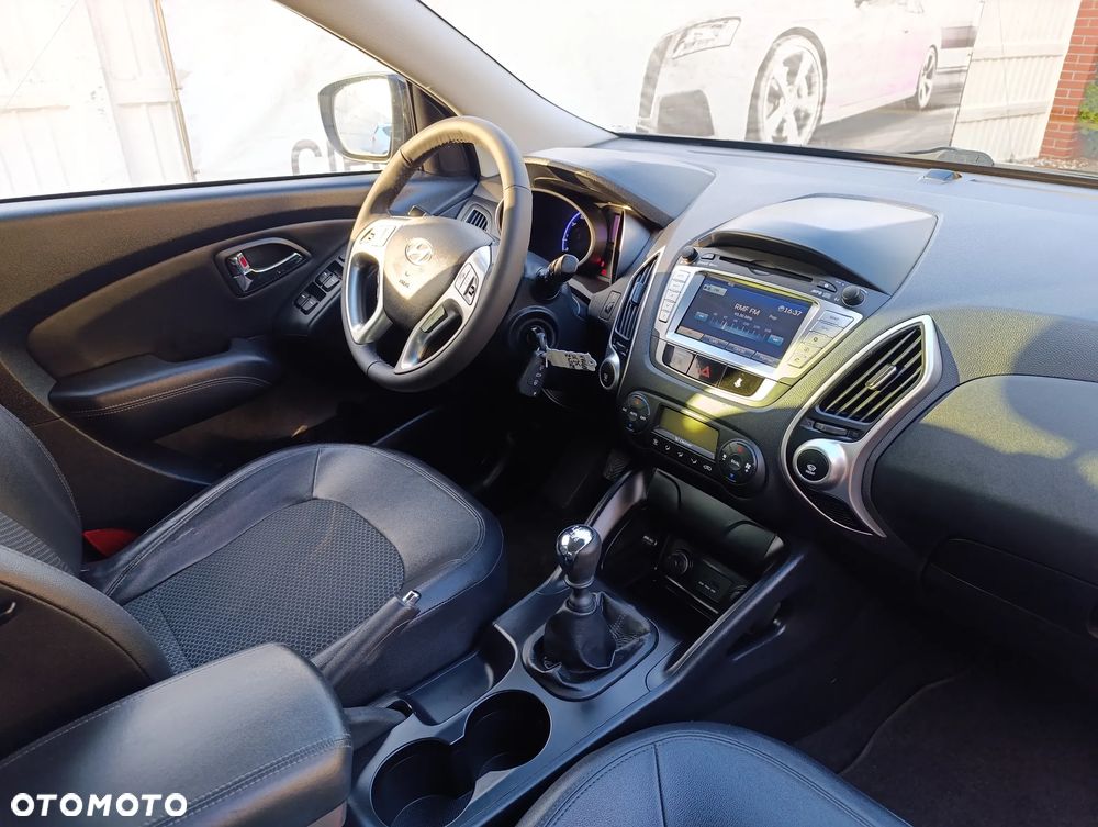 Hyundai ix35 1.6 2WD blue Comfort - 9