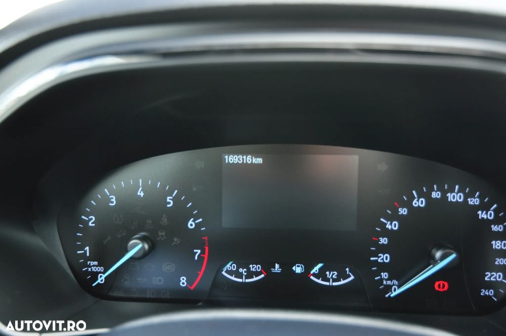 Ford Focus 1.5 EcoBoost Start-Stopp-System ST-LINE - 25