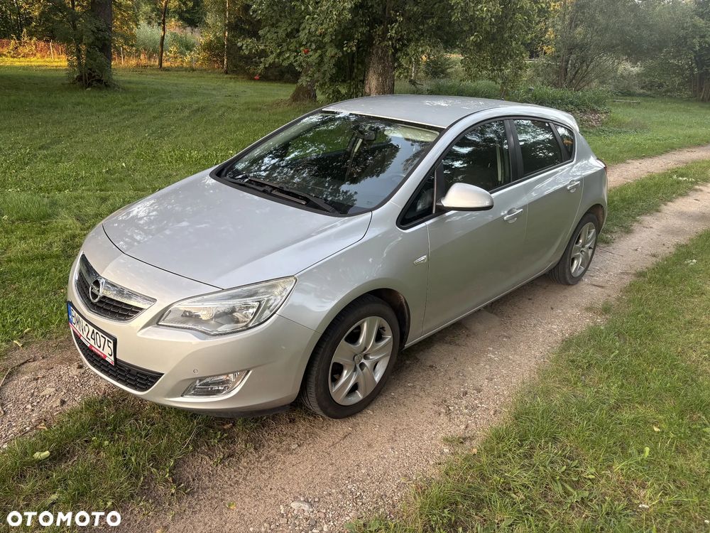 Opel Astra 1.4 T Essentia - 1