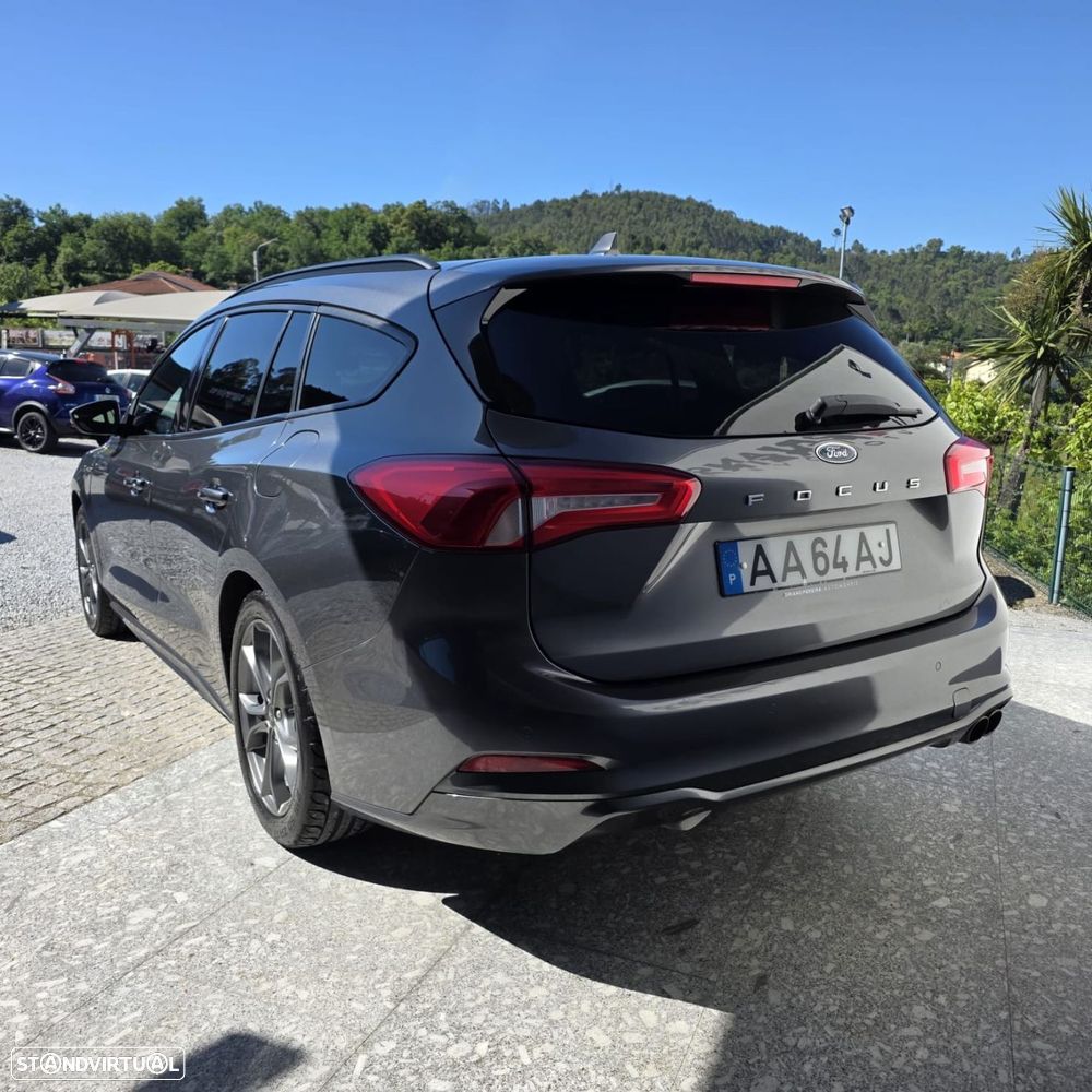 Ford Focus 1.5 TDCi ECOBlue ST-Line - 17