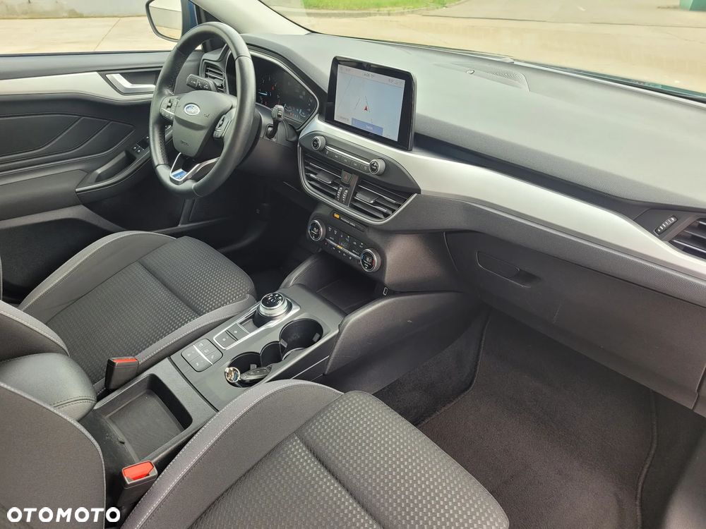 Ford Focus - 8