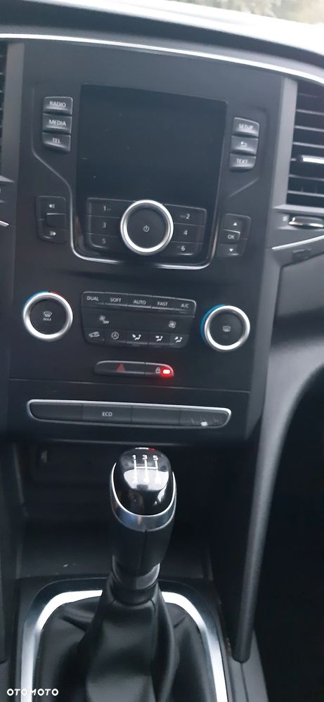 Renault Megane 1.6 SCe Zen - 17