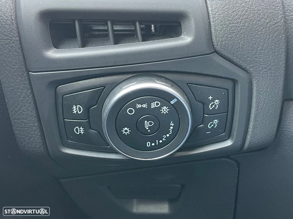 Ford Focus SW 1.5 TDCi Titanium - 35