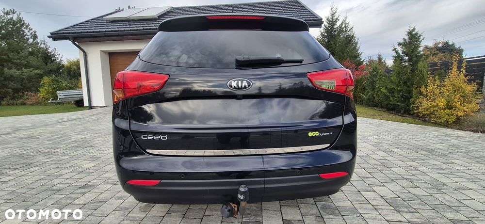 Kia Ceed - 6