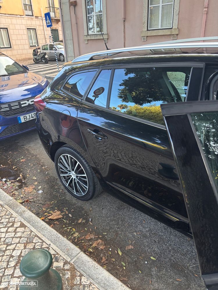 Renault Mégane Sport Tourer 1.5 dCi Bose Edition SS - 2