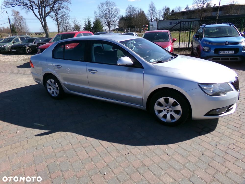 Skoda Superb - 4