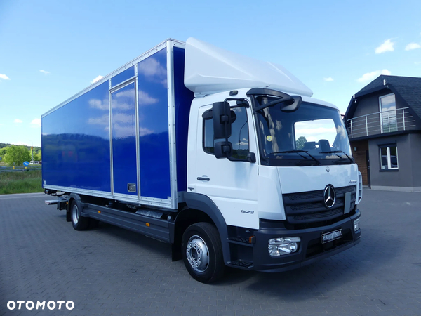 Mercedes-Benz ATEGO 1223 / KONTENER + WINDA / EURO 6 /