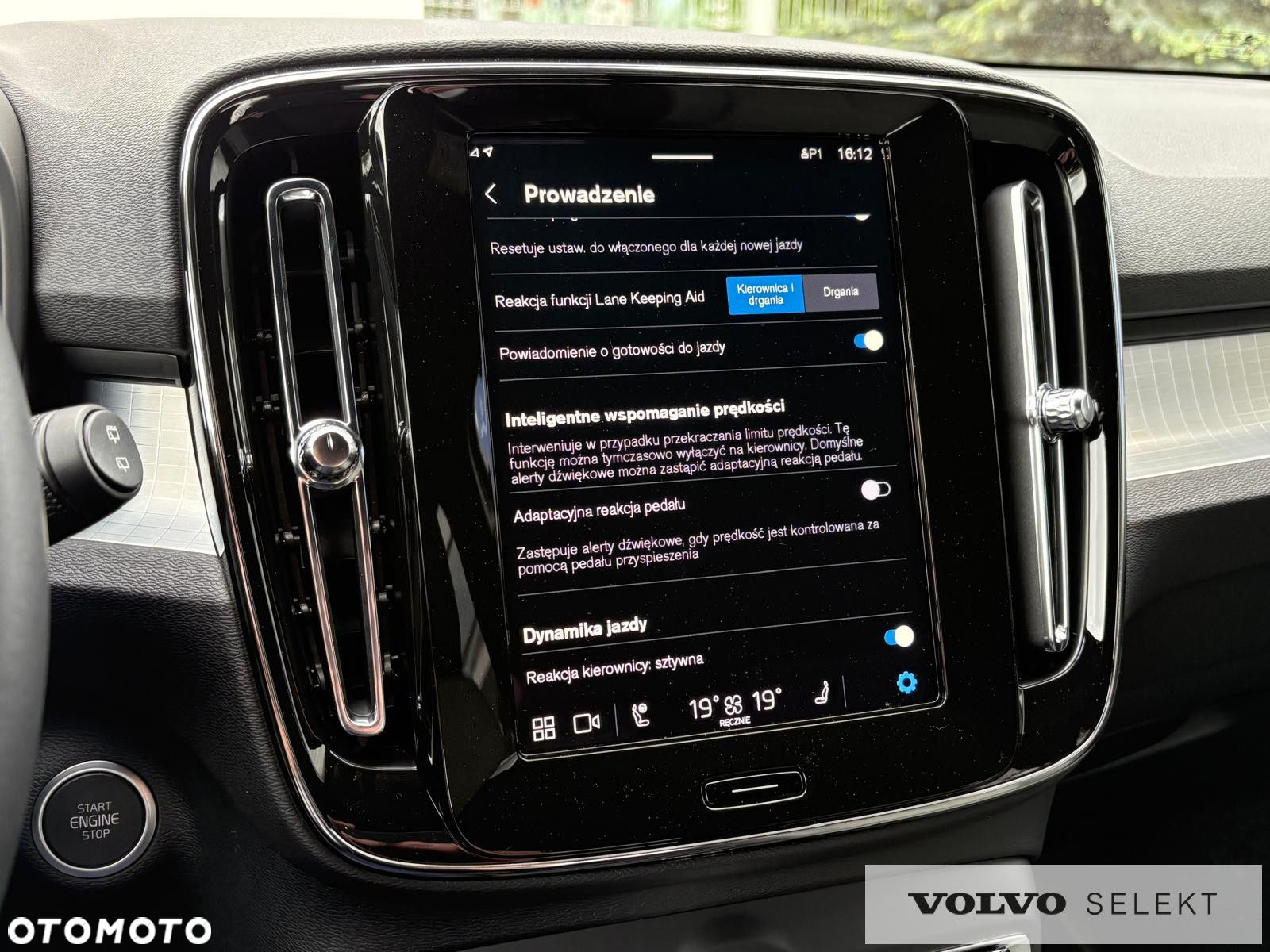 Volvo XC 40 - 26
