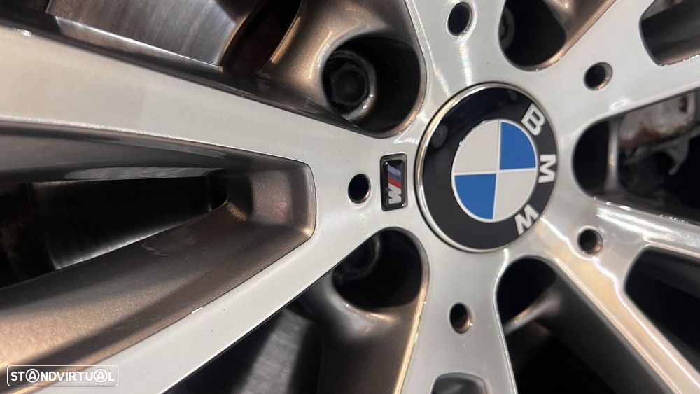 BMW X5 40 d xDrive Pack M - 16
