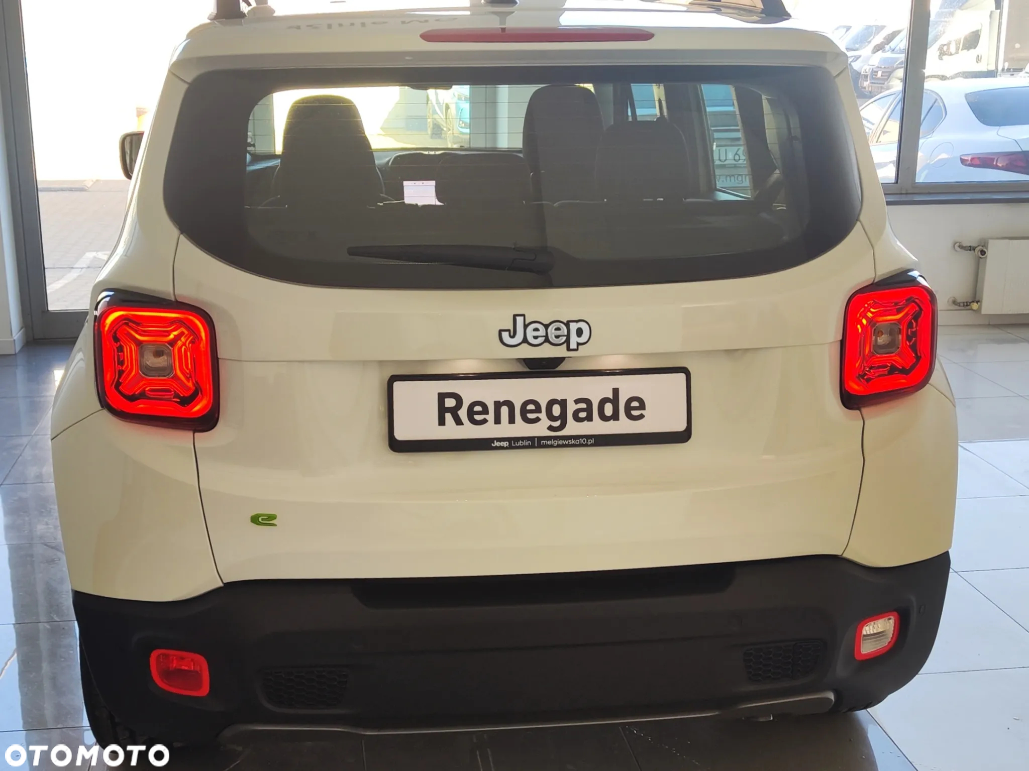 Jeep Renegade 1.5 T4 mHEV Summit FWD S&S DCT - 8
