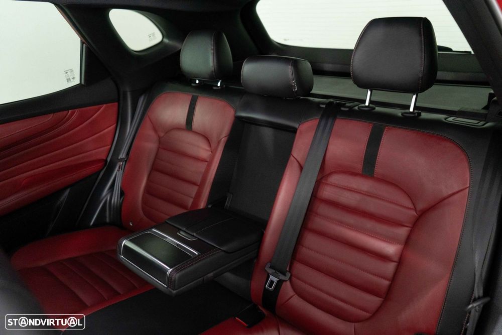 MG EHS 1.5 T-GDI Plug-in Hybrid Luxury - 10
