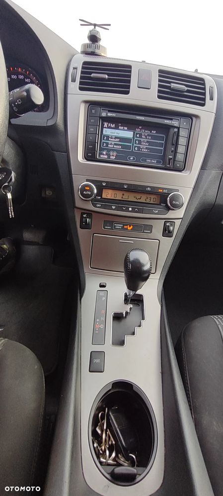 Toyota Avensis Touring Sports 1.8 Multidrive S Business Edition - 11