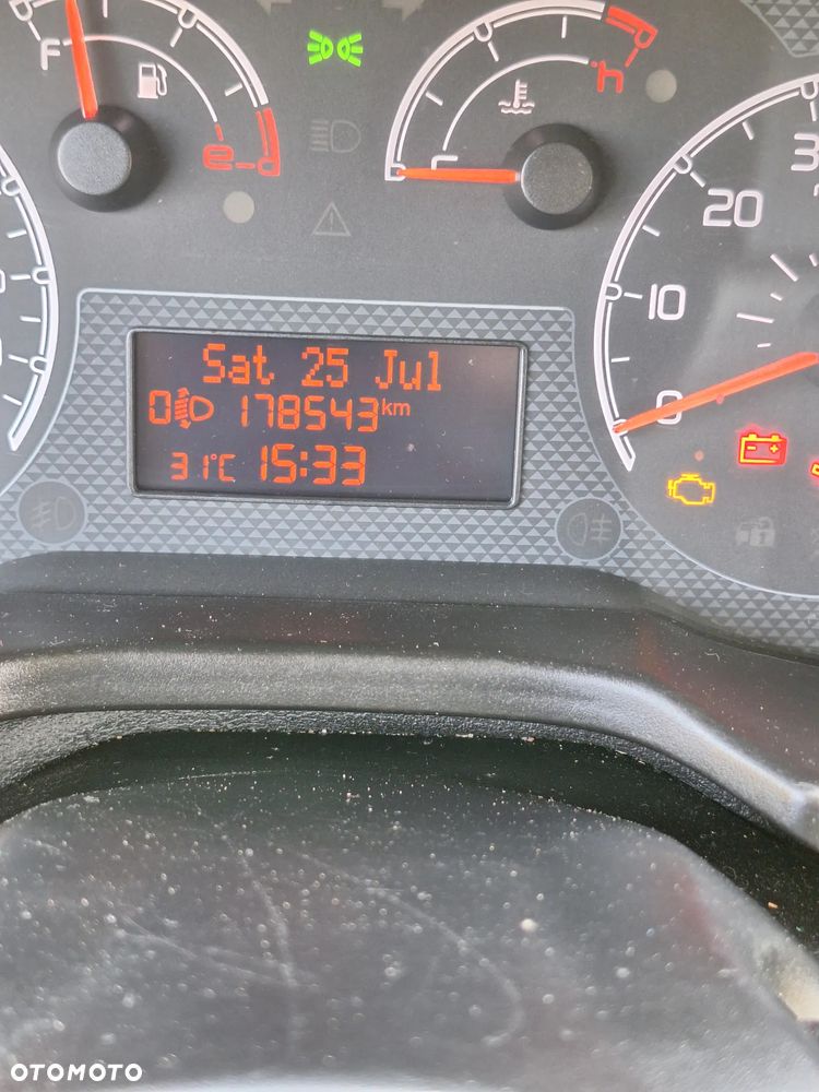 Citroën Nemo 1.3 HDi Plus - 17