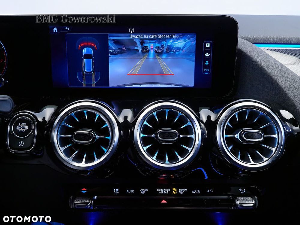 Mercedes-Benz GLA 200 AMG Line - 12