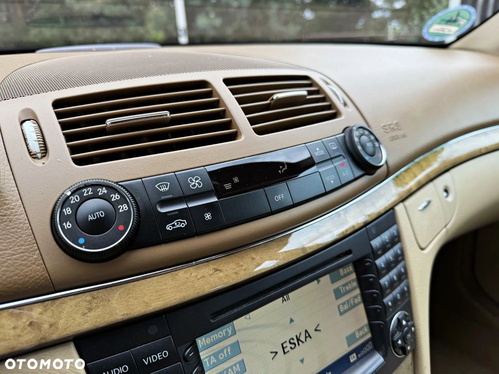 Mercedes-Benz Klasa E 220 CDI Automatik Avantgarde BusinessEDITION - 20