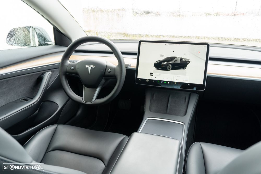 Tesla Model 3 Standard Range Plus RWD - 25