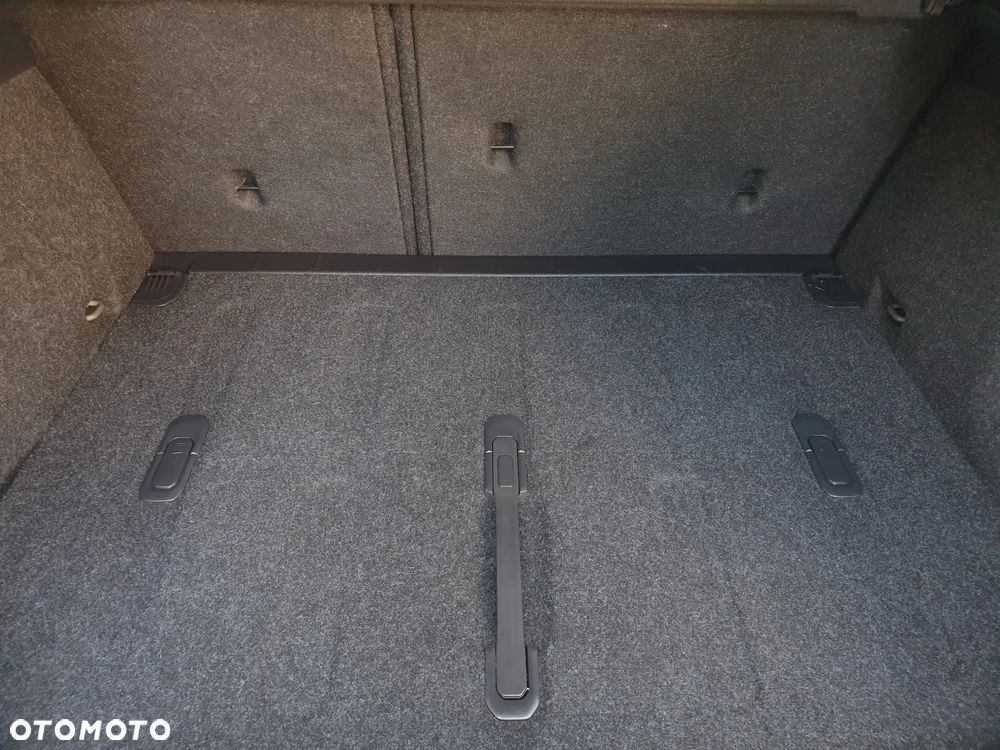 Volvo V40 D2 Linje You - 39