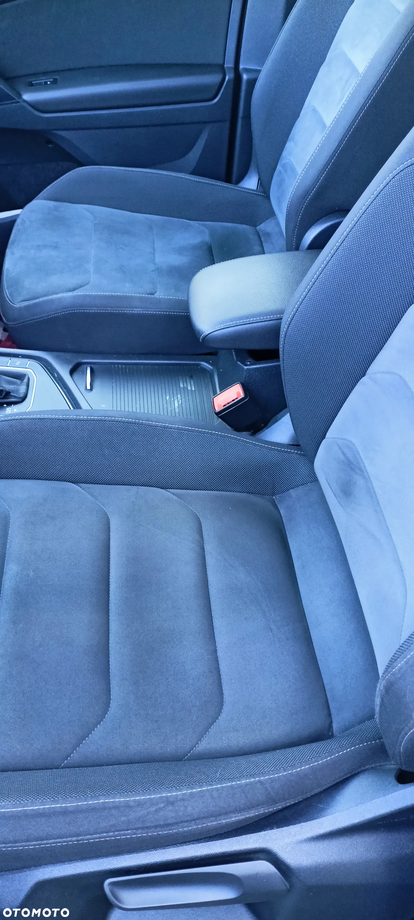 Volkswagen Tiguan 2.0 TDI SCR DSG R-Line - 11