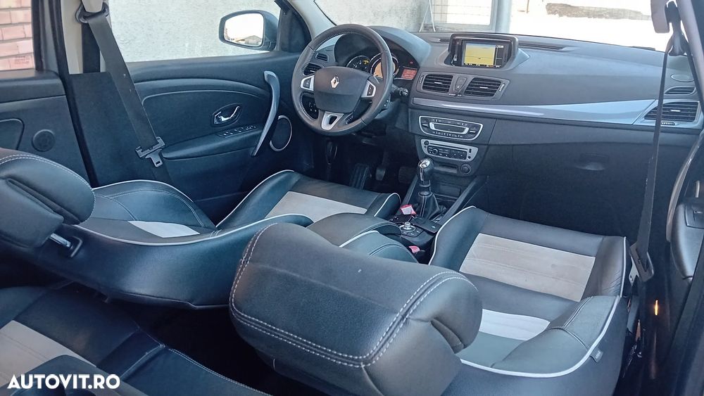 Renault Megane Grandtour ENERGY dCi 110 Start & Stopp Bose Edition - 13