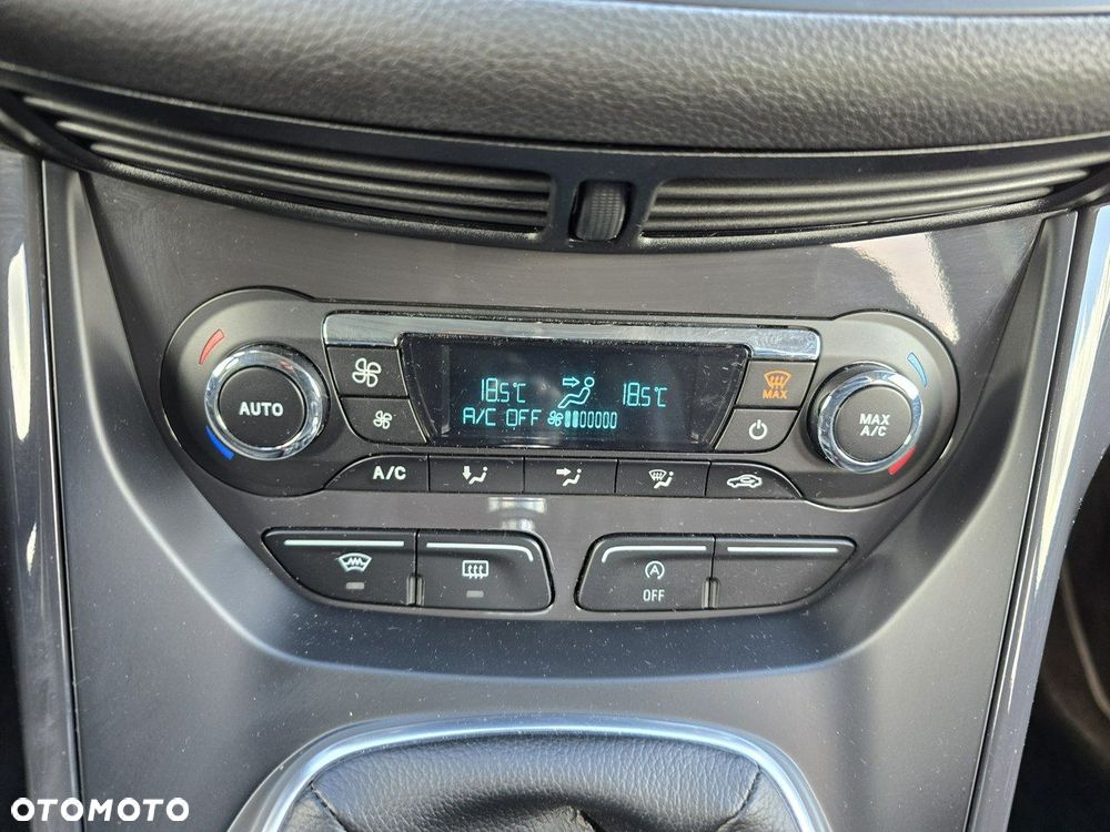 Ford Kuga 1.6 EcoBoost 2x4 Titanium - 21