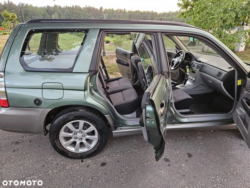Subaru Forester 2.0 XC Celebration - 5
