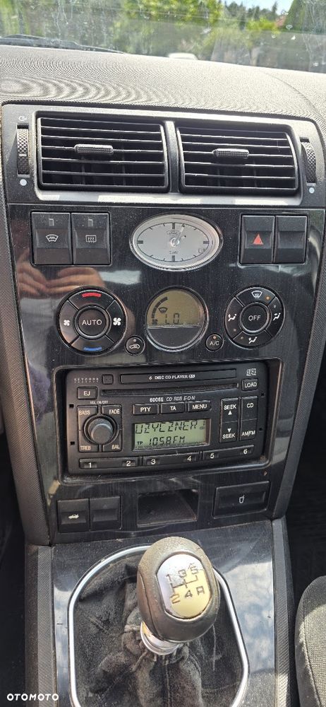 Ford Mondeo 2.0 TDCI Ambiente - 18