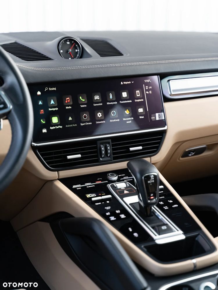 Porsche Cayenne Coupe S Platinum Edition - 16