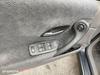 Renault Laguna - 8